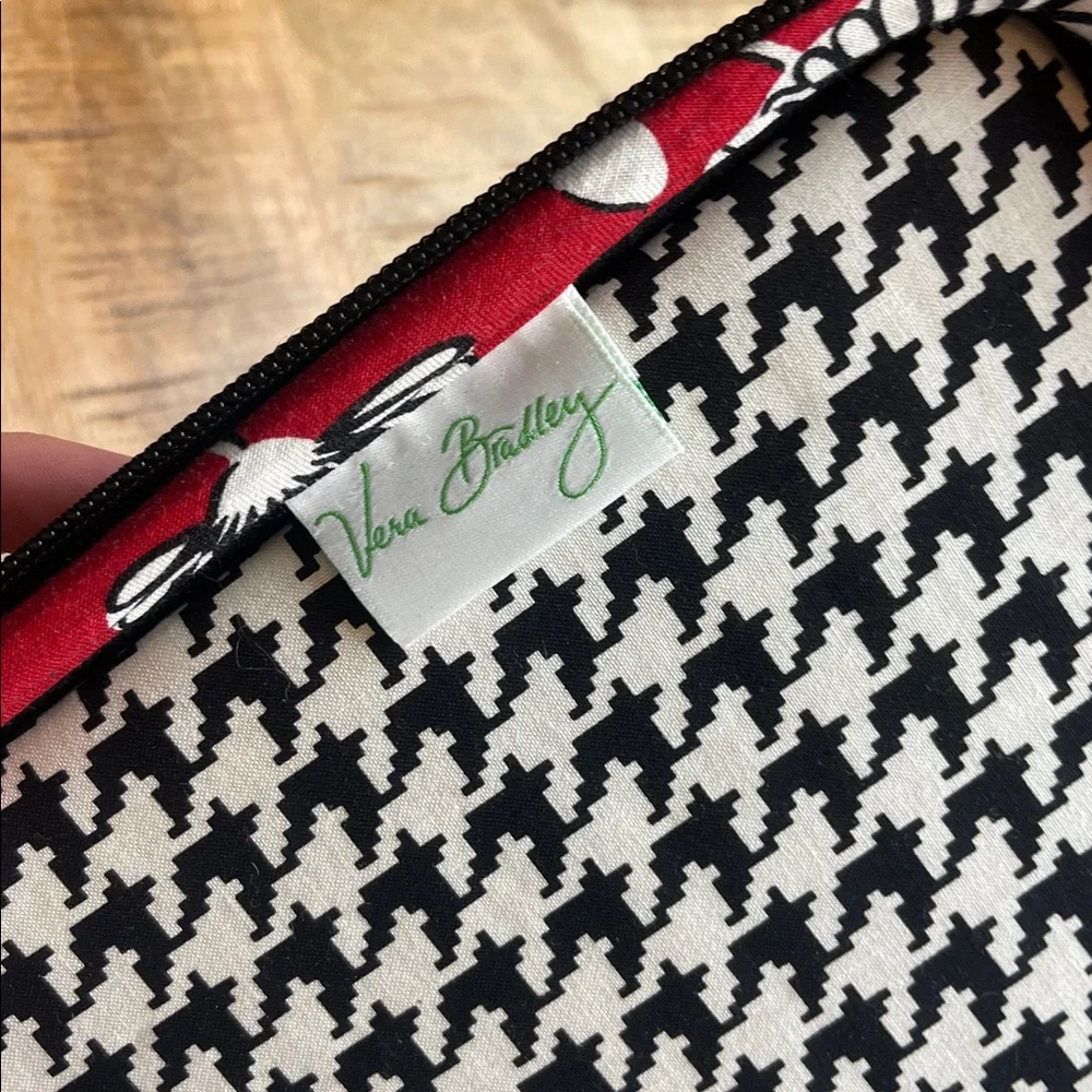 Vera Bradley Deco Daisy Tech Case Hard Shell Padded Messenger Tablet Laptop